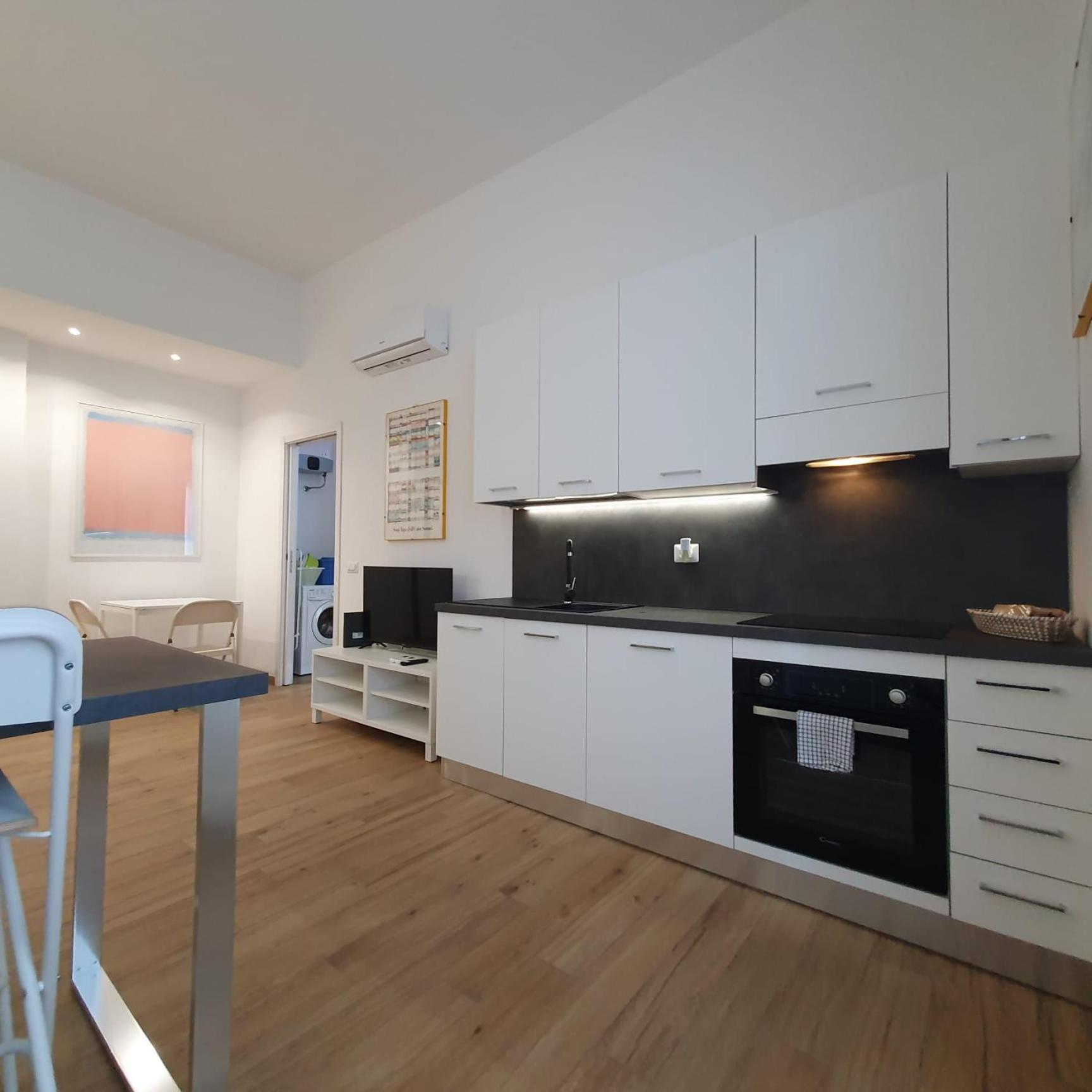 Appartement Bnbutler - Grasselli, 8 - Comfy And Newly Renovated à Milan Extérieur photo